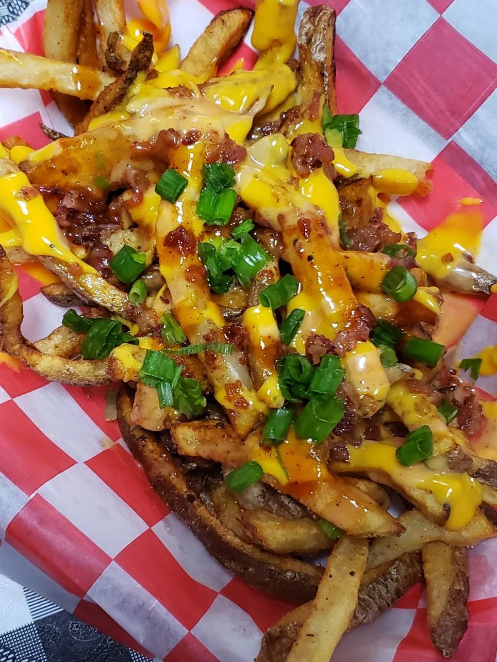 The Full Slab | restaurant | 8340 S Stony Island Ave, Chicago, IL 60617, USA | 3126207522 OR +1 312-620-7522