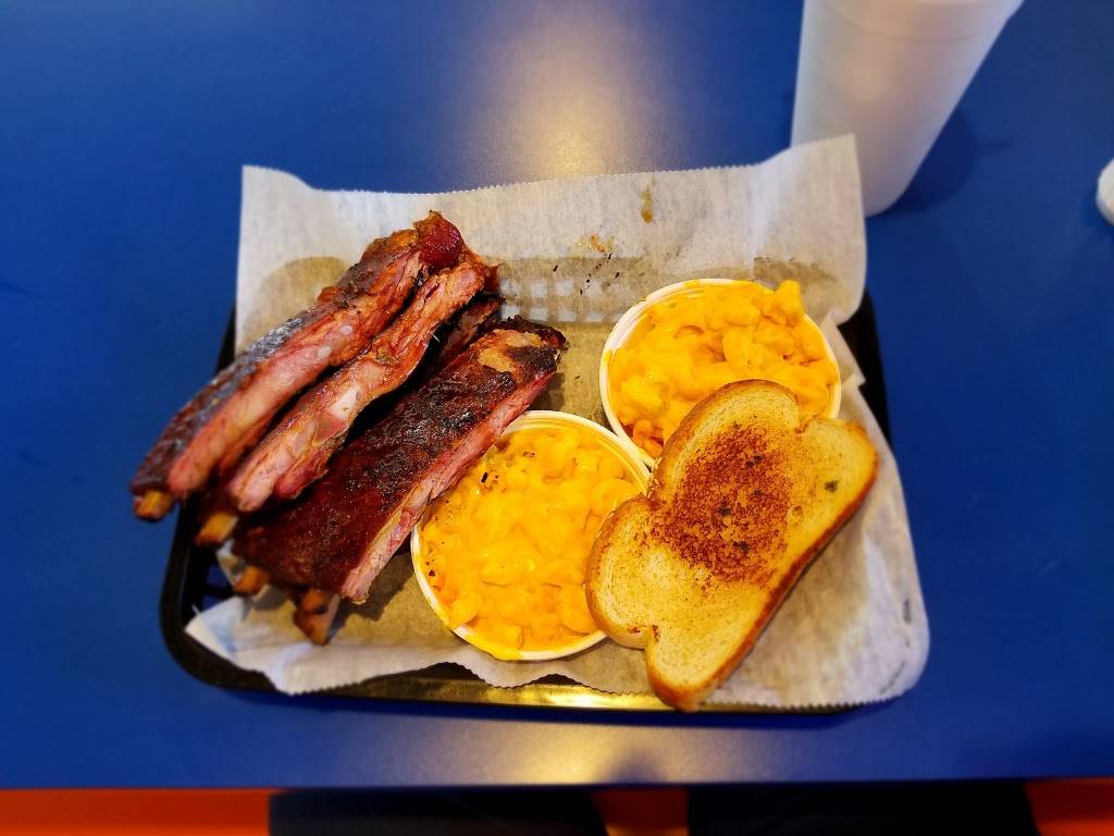 Adams Rib Co | restaurant | 3428, 2109 NW 13th St, Gainesville, FL 32609, USA | 3523738882 OR +1 352-373-8882