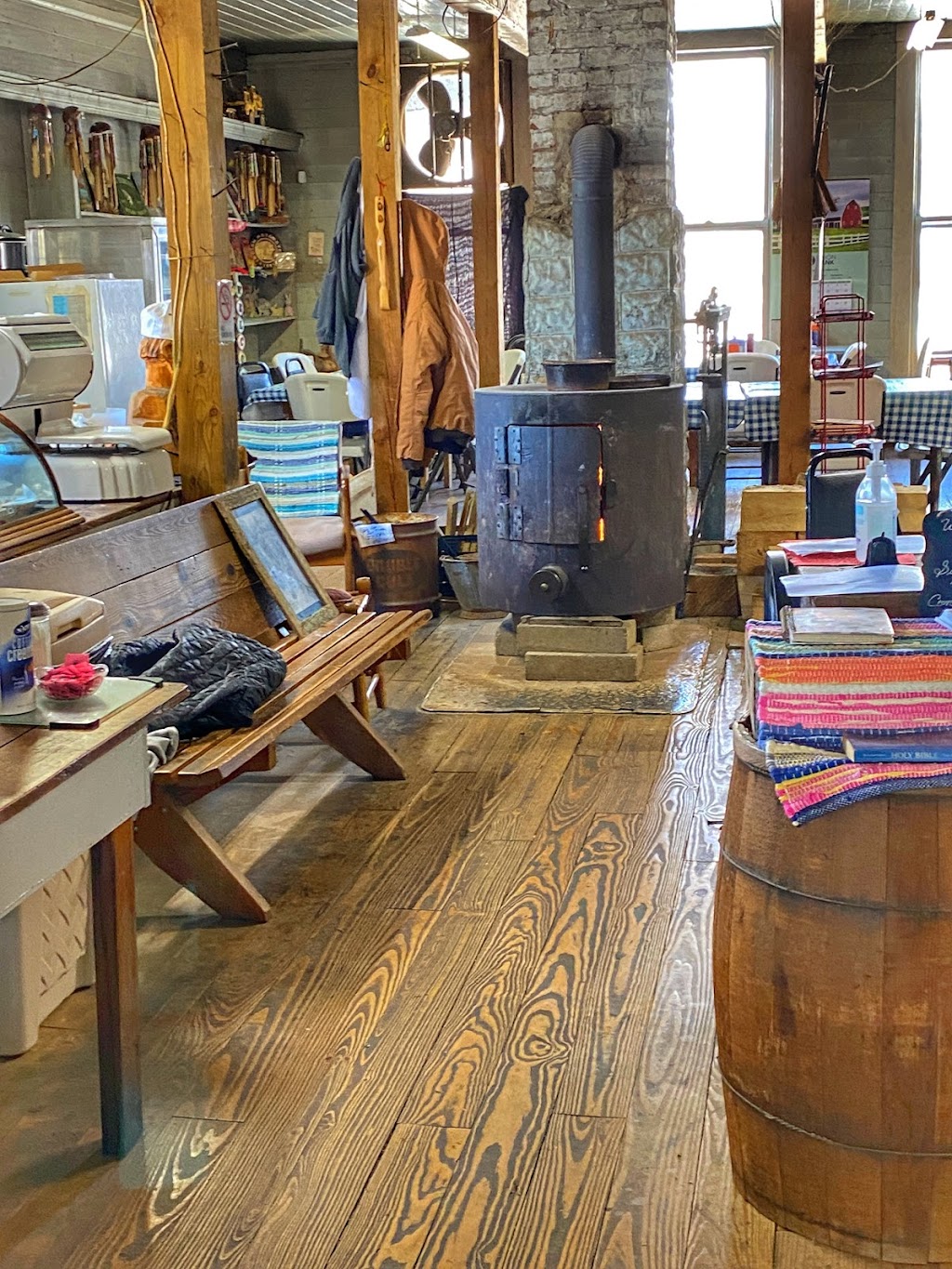 Forbus General Store | restaurant | 3902 N York Hwy, Pall Mall, TN 38577, USA | 9318795427 OR +1 931-879-5427