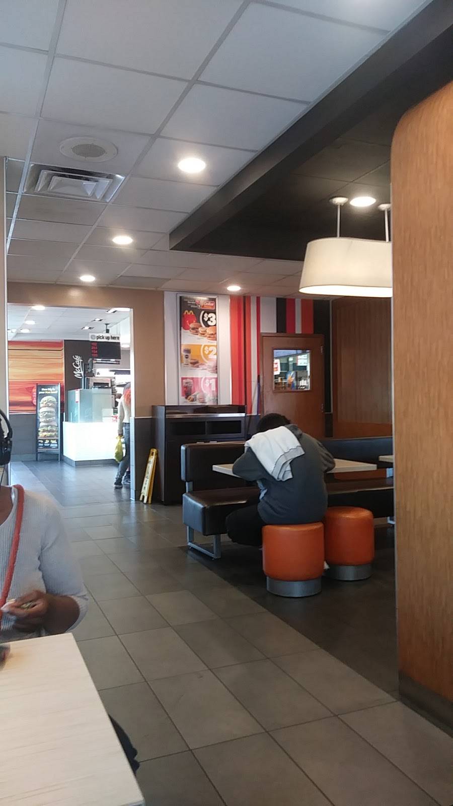 McDonalds | cafe | 5901 Atlantic Blvd, Maywood, CA 90270, USA | 3235602300 OR +1 323-560-2300