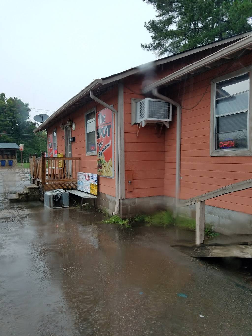 Spot | restaurant | 1412 Wayne Rd, Savannah, TN 38372, USA | 7319258300 OR +1 731-925-8300