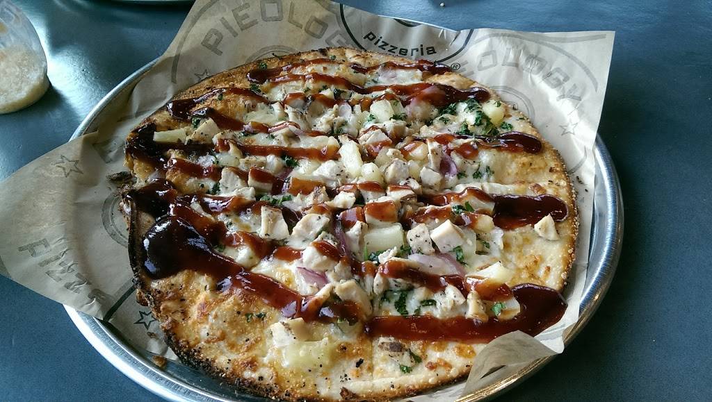 Pieology Pizzeria, Menifee | restaurant | TOWN CENTER MARKETPLACE, 30075 Haun Rd, Menifee, CA 92584, USA | 9516726554 OR +1 951-672-6554