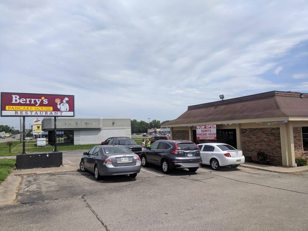 Berrys Pancake House | restaurant | 2050 Park Rd, Connersville, IN 47331, USA | 7656920245 OR +1 765-692-0245