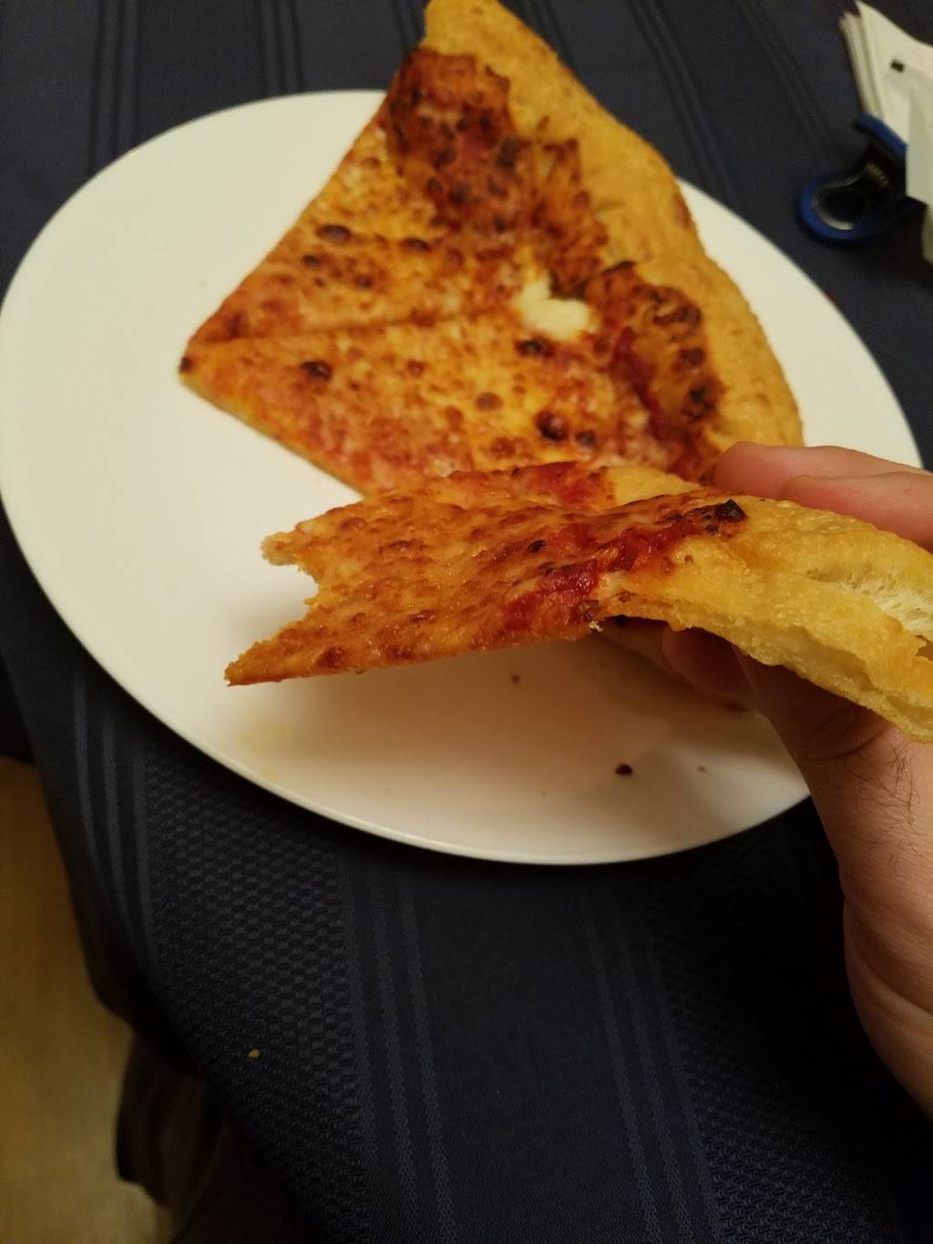 Pizza Hut | restaurant | 5 E, Grand Ave, Fox Lake, IL 60020, USA | 8475877929 OR +1 847-587-7929