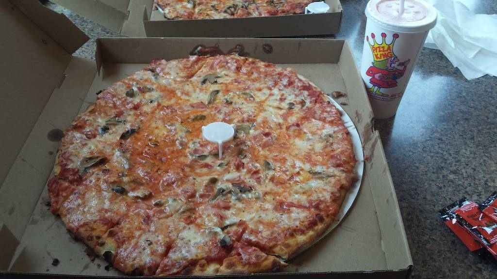 Pizza King | restaurant | 220 N St Joseph Ave, Evansville, IN 47712, USA | 8124247976 OR +1 812-424-7976