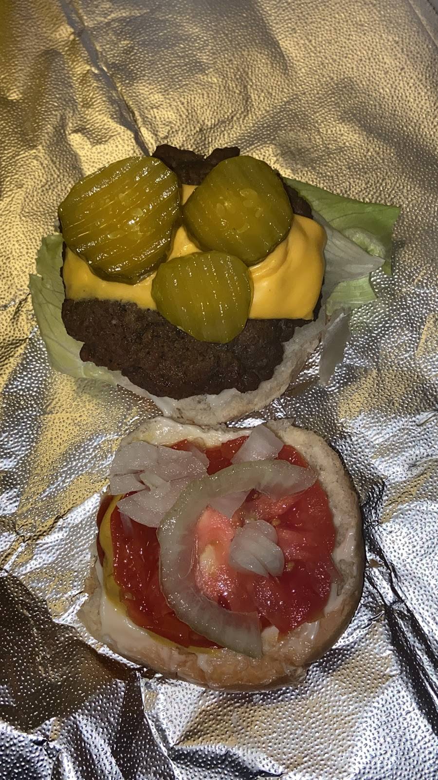 Uncle Rickys | restaurant | 13205 W Chicago, Detroit, MI 48228, USA | 2487788984 OR +1 248-778-8984