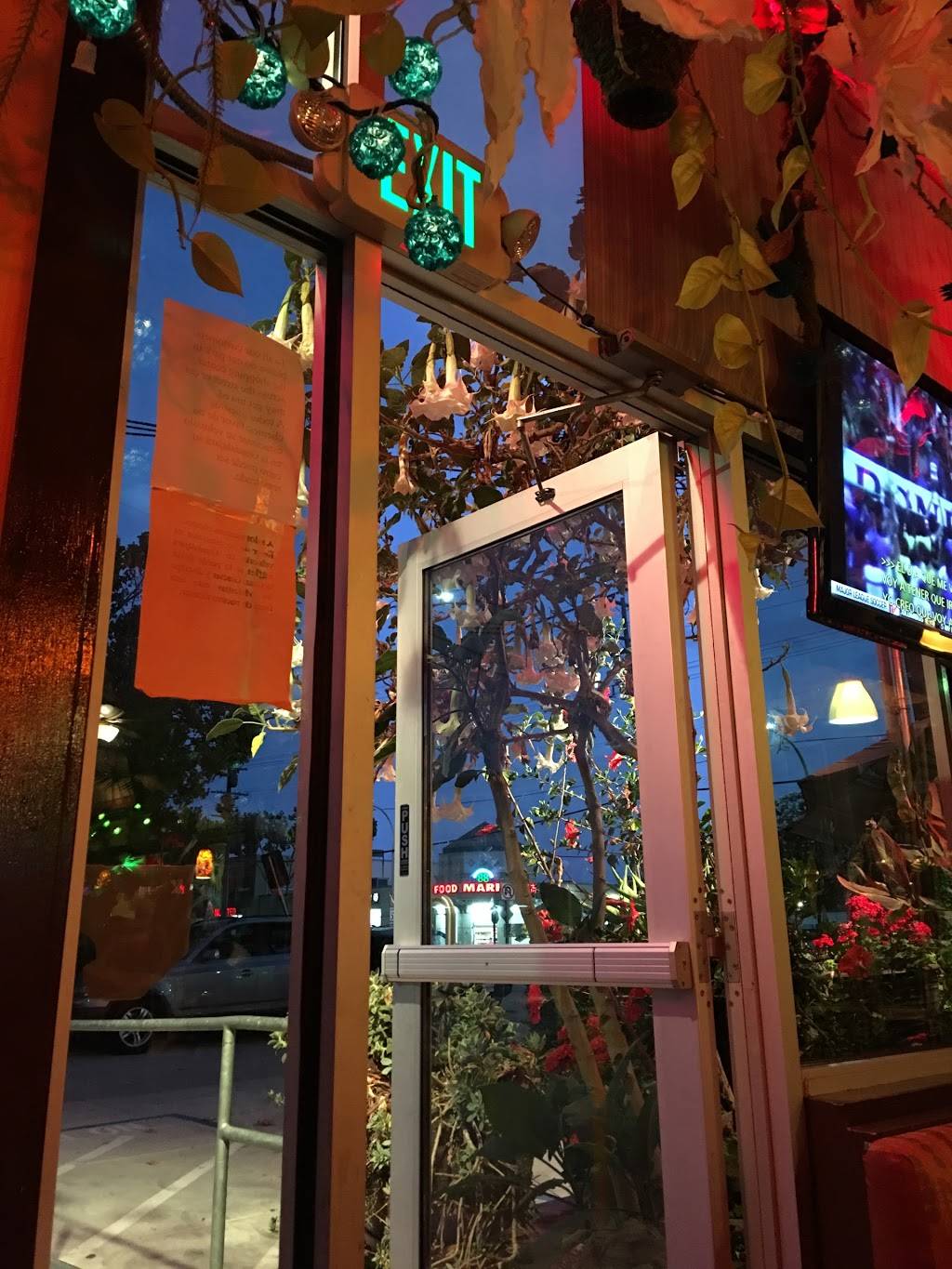 Vallarta | restaurant | 14366 E 14th St, San Leandro, CA 94578, USA | 5103527340 OR +1 510-352-7340