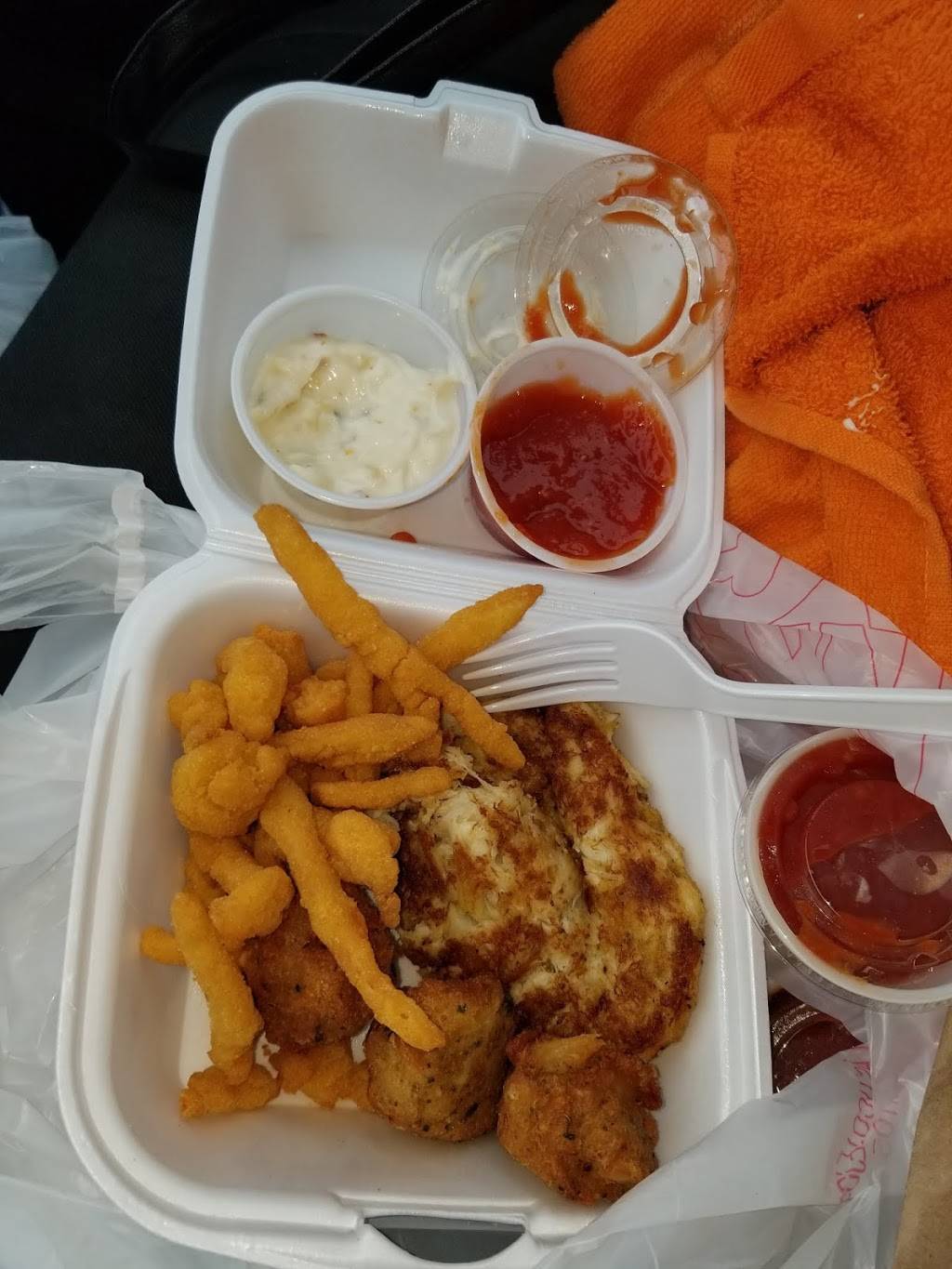 Pleasantons Seafood | restaurant | 6738 N Dupont Hwy, Dover, DE 19901, USA | 3027300744 OR +1 302-730-0744