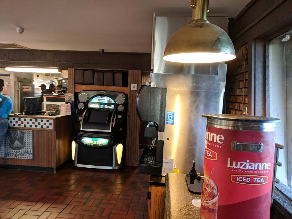 Pizza Hut | restaurant | 961 S Irby St, Florence, SC 29501, USA | 8436792490 OR +1 843-679-2490