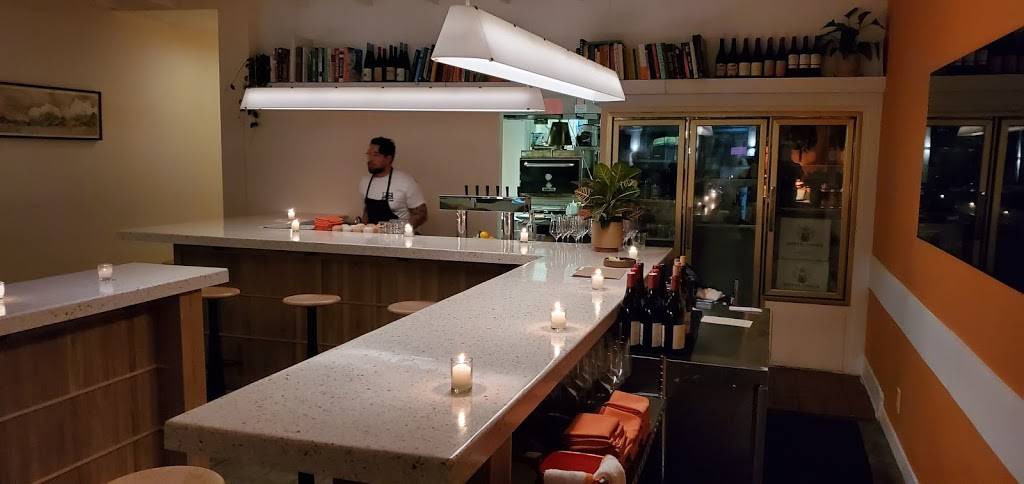 Eszett | restaurant | 3510 Sunset Blvd, Los Angeles, CA 90026, USA | 3235226323 OR +1 323-522-6323