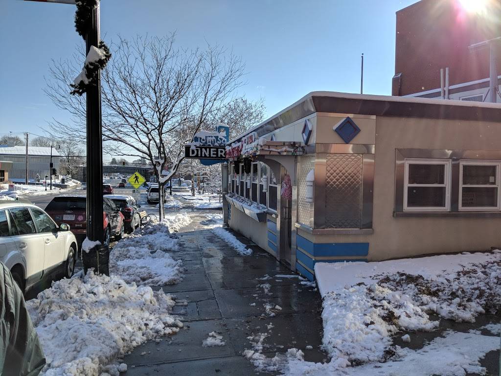 Norwood Town Square Diner | restaurant | 164 Nahatan St, Norwood, MA 02062, USA | 7817627085 OR +1 781-762-7085