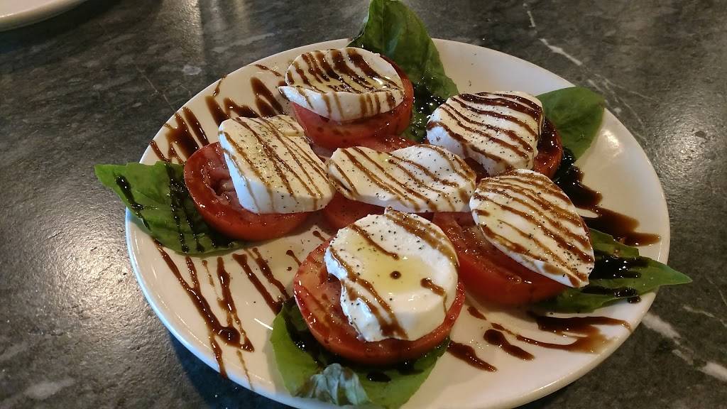 Victors Italian Cuisine | meal takeaway | 1639 Broadway, Saugus, MA 01906, USA | 7815585210 OR +1 781-558-5210