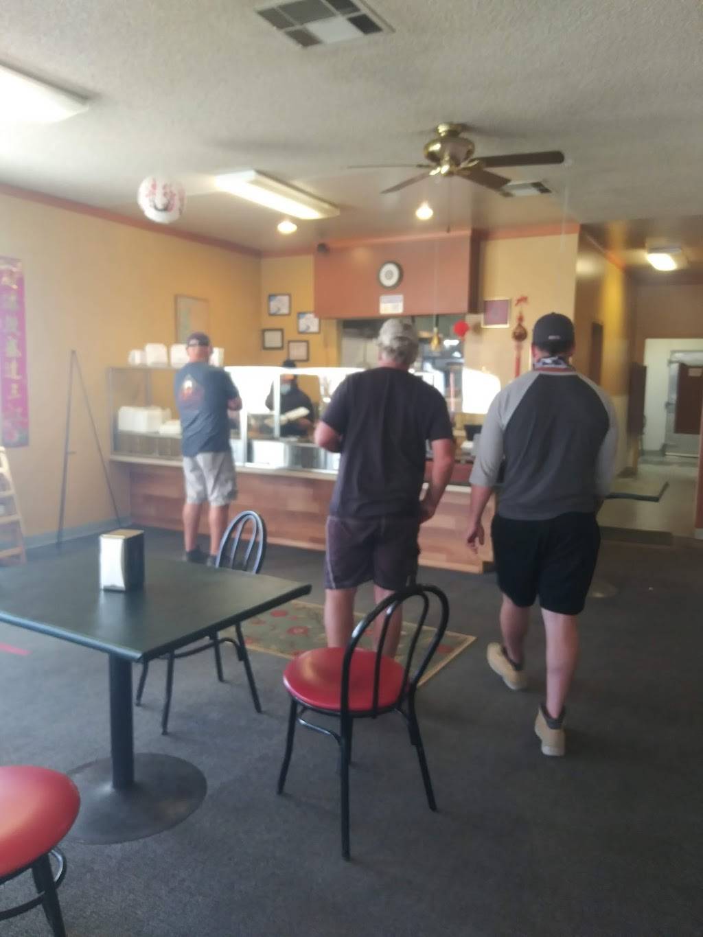 Lucky Chinese Express | restaurant | 270 Commercial St, Portola, CA 96122, USA | 5308326351 OR +1 530-832-6351