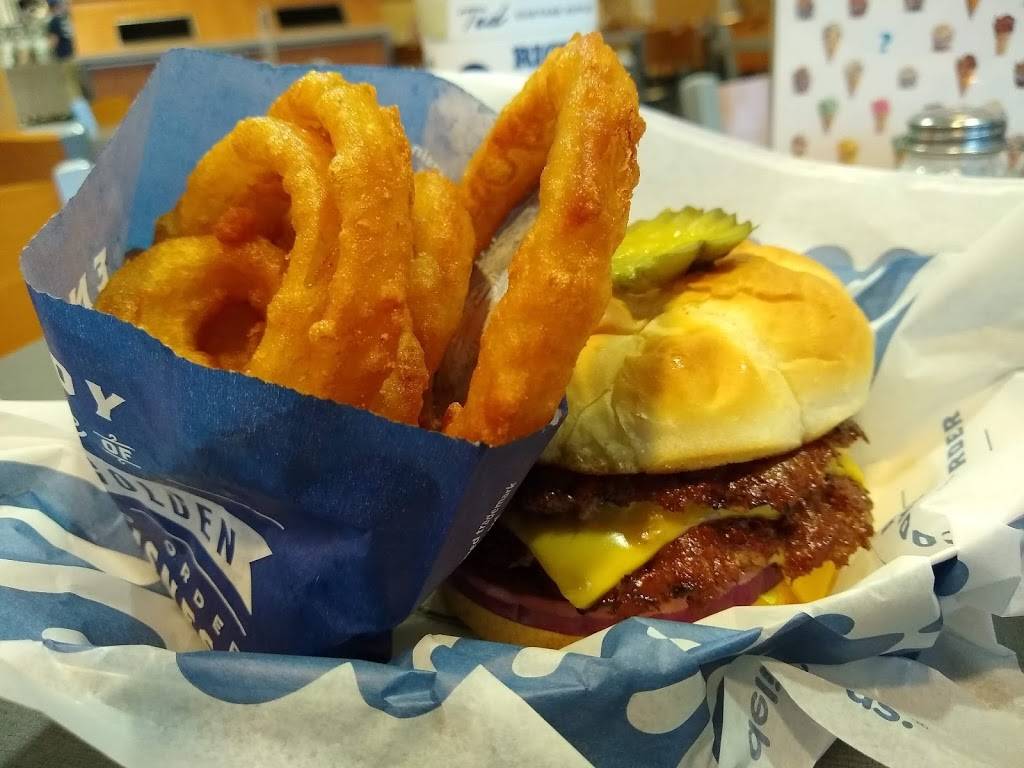 Culvers | restaurant | 15255 Weir Plaza, Omaha, NE 68137, USA | 4028942858 OR +1 402-894-2858