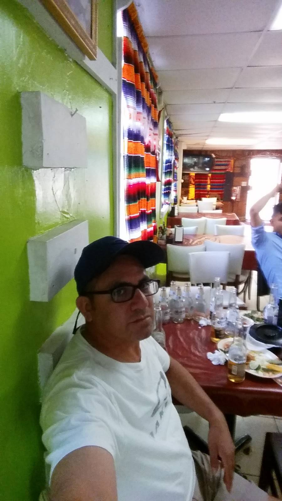 Chuyitas Taqueria | restaurant | 1213 Singleton Blvd, Dallas, TX 75212, USA | 2146581423 OR +1 214-658-1423