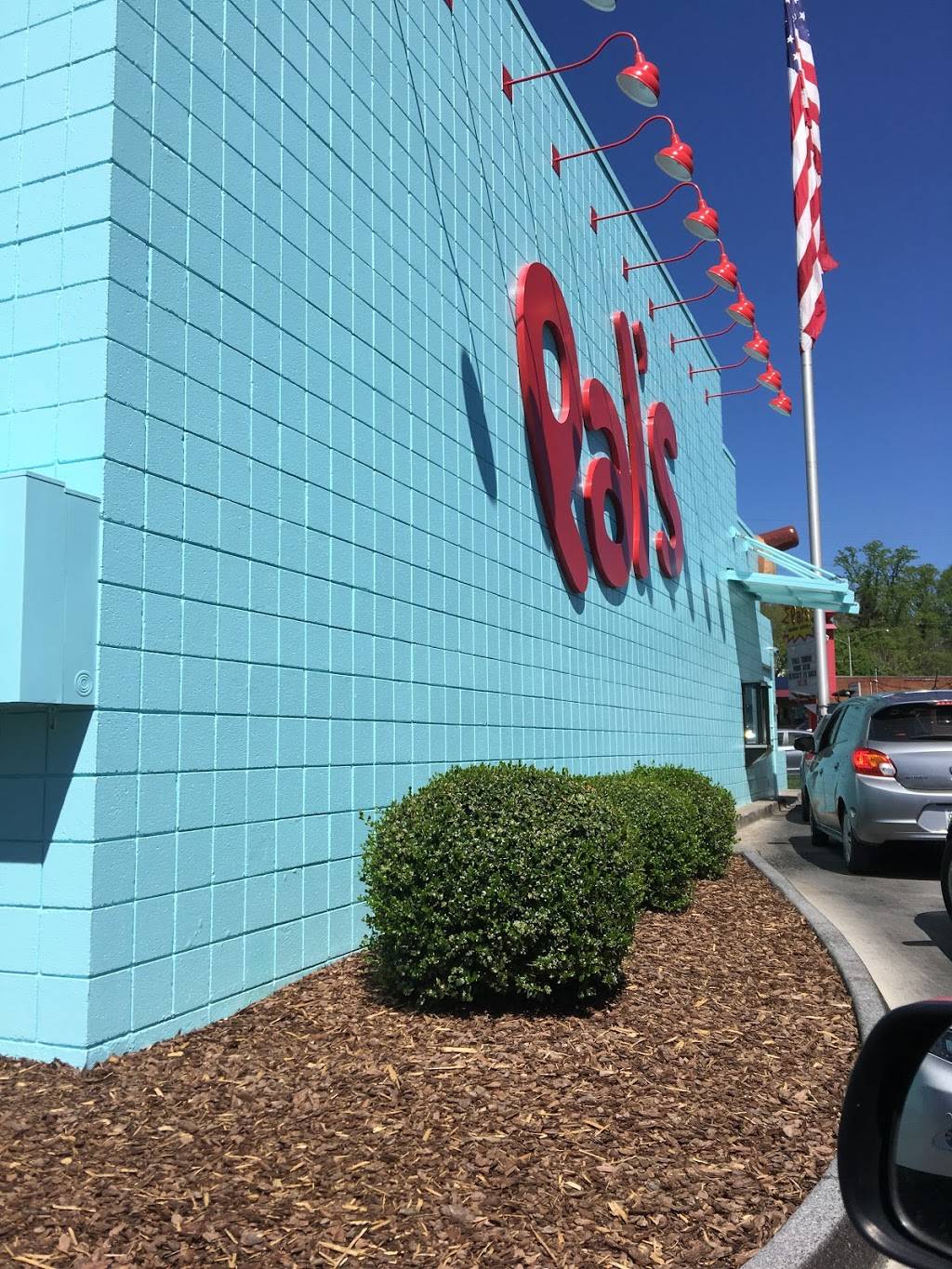 Pals Sudden Services | restaurant | 1735 Fort Henry Dr, Kingsport, TN 37664, USA | 4232473360 OR +1 423-247-3360