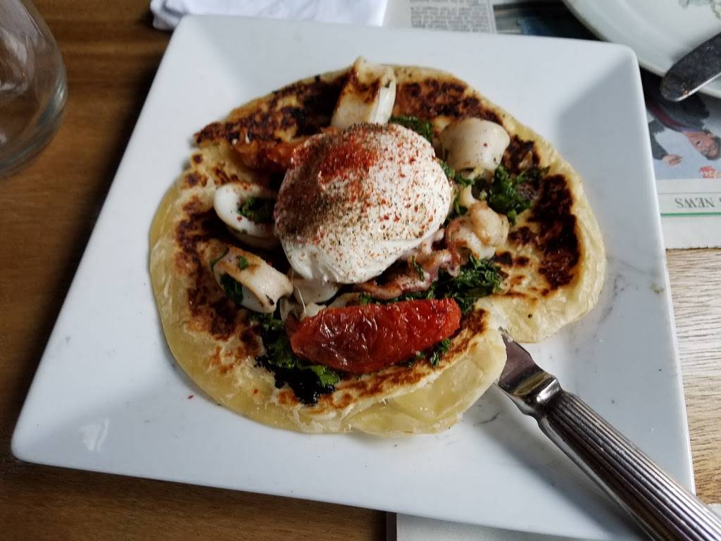 Graffiti Earth | restaurant | 190 Church St, New York, NY 10013, USA | 2125429440 OR +1 212-542-9440