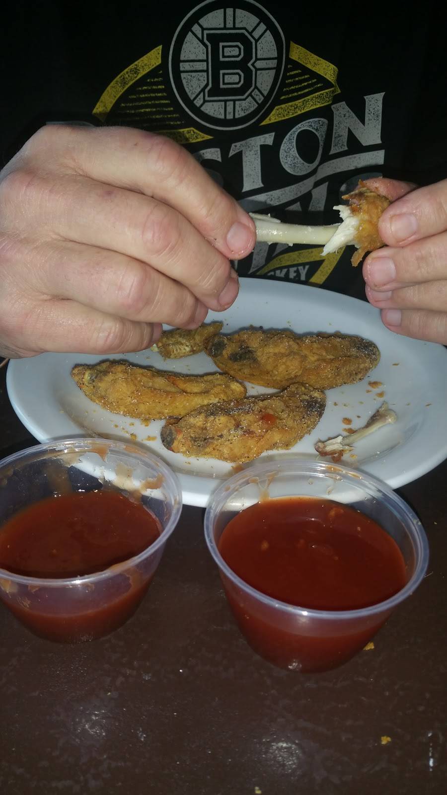 Good Time Charly Bar & Grill | restaurant | 4715 Tecumseh Rd E, Windsor, ON N8R 1A1, Canada | 5199480600 OR +1 519-948-0600