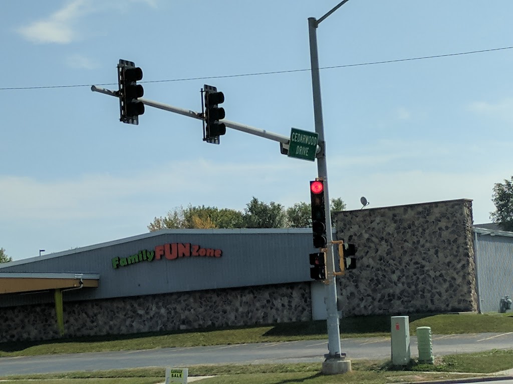 Family Fun Zone | meal takeaway | 2333 Theodore St, Crest Hill, IL 60403, USA | 8157299191 OR +1 815-729-9191