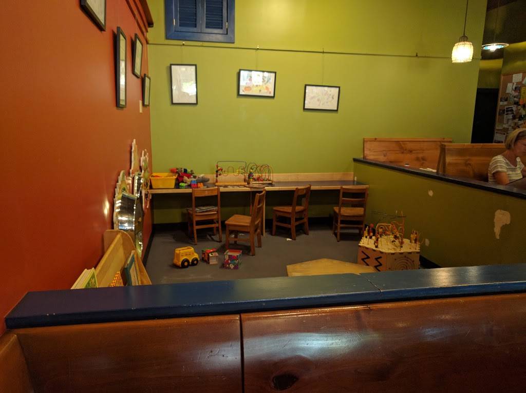 Vios Cafe & Marketplace | cafe | 903 19th Ave E, Seattle, WA 98112, USA | 2063293236 OR +1 206-329-3236