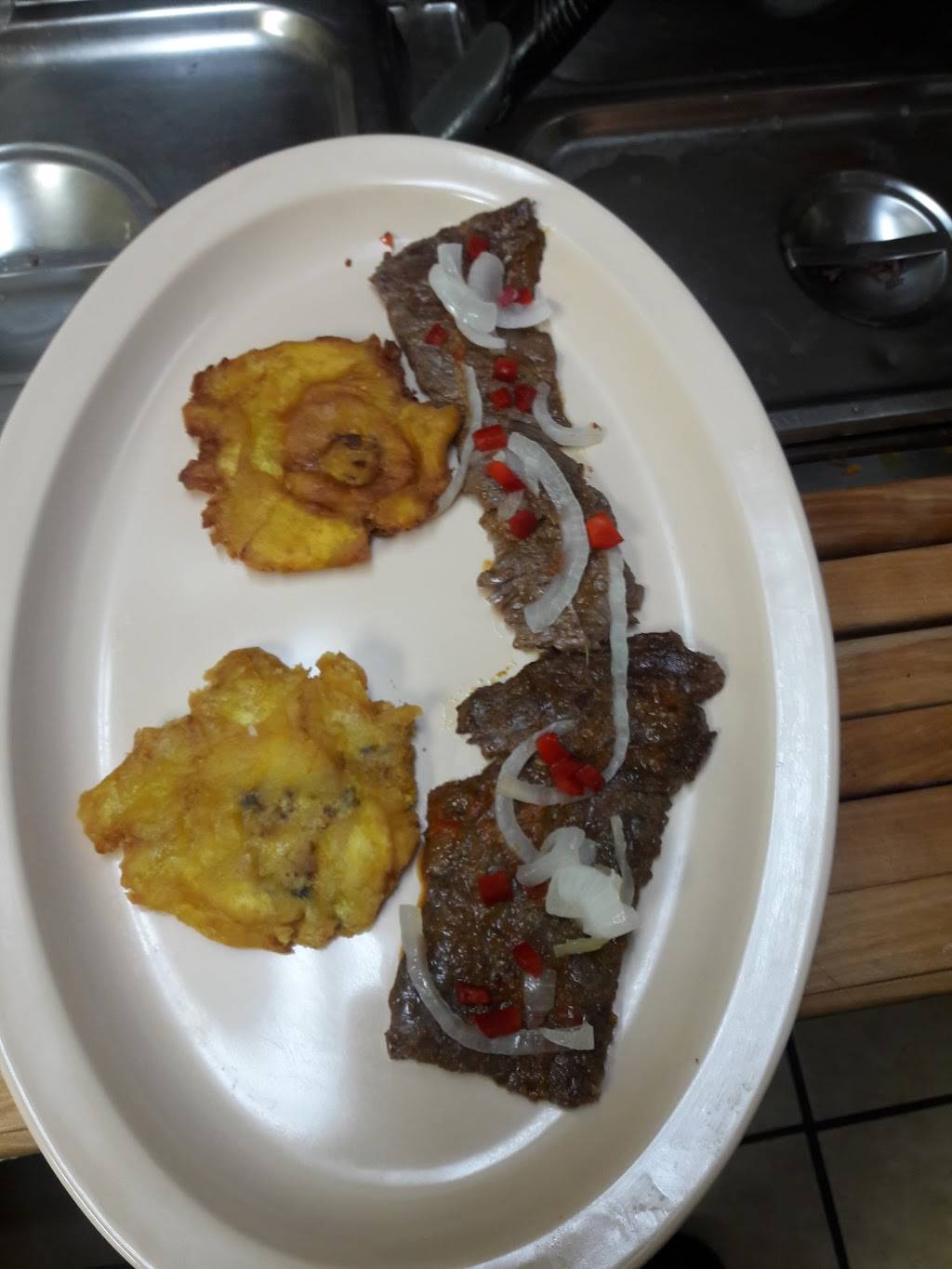 Pablos Cafe | cafe | 8061 NW 66th St, Miami, FL 33166, USA | 3055923741 OR +1 305-592-3741