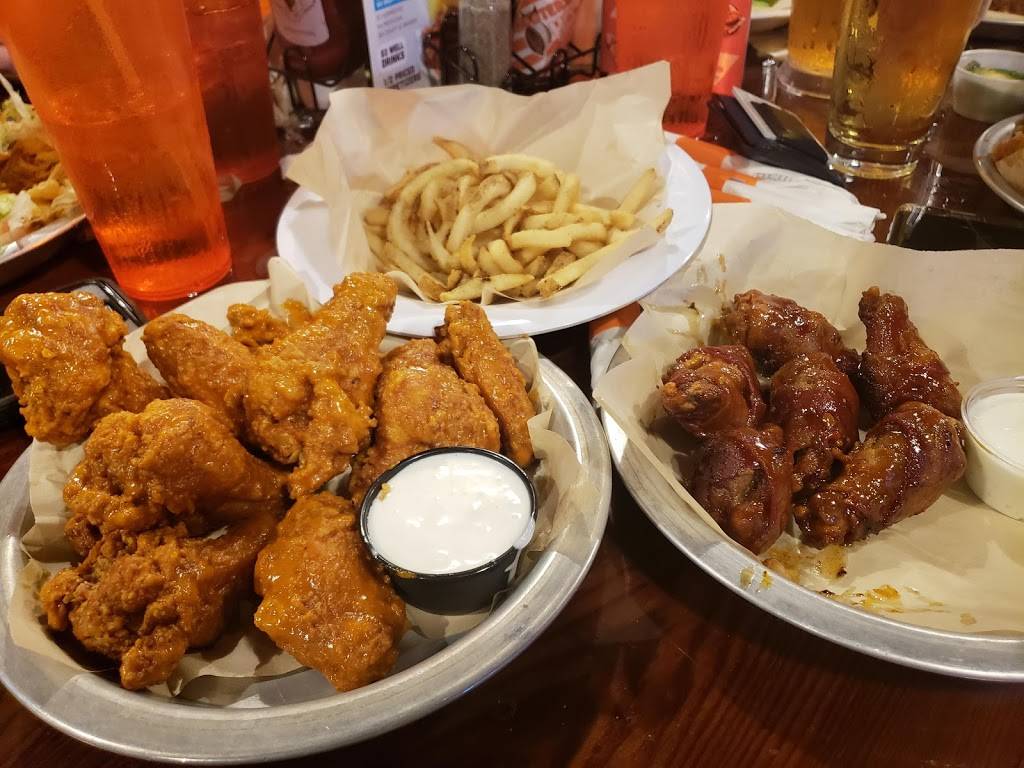 Hooters | restaurant | 112 Interstate Blvd, Anderson, SC 29621, USA | 8643320400 OR +1 864-332-0400