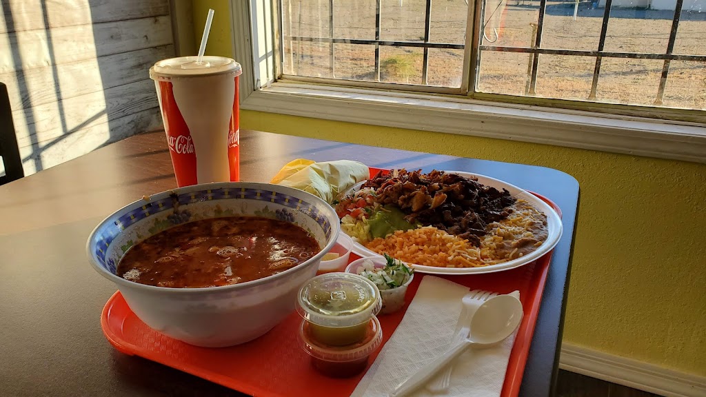 Arnulfos Mexican Food #3 | restaurant | 16056 Pierce Ferry Rd, Dolan Springs, AZ 86441, USA | 7029837833 OR +1 702-983-7833