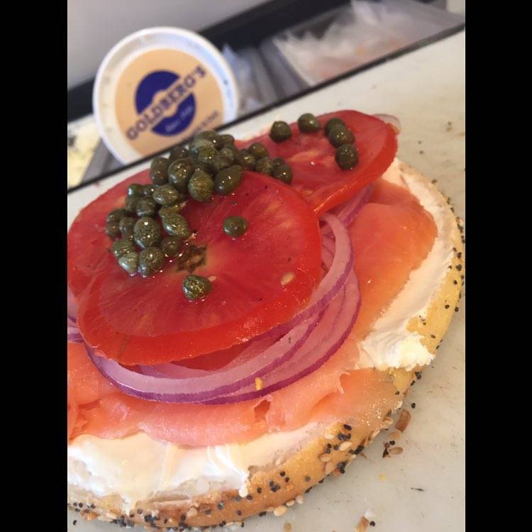 Goldbergs Famous Bagels | bakery | 2101 Montauk Hwy, Amagansett, NY 11930, USA | 6312675552 OR +1 631-267-5552