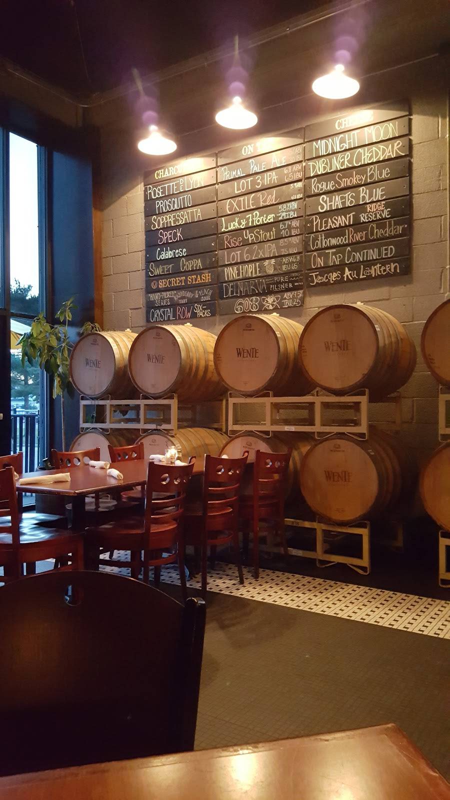 Evolution Craft Brewing Co. & Public House | restaurant | 201 E Vine St, Salisbury, MD 21801, USA | 4432602337 OR +1 443-260-2337