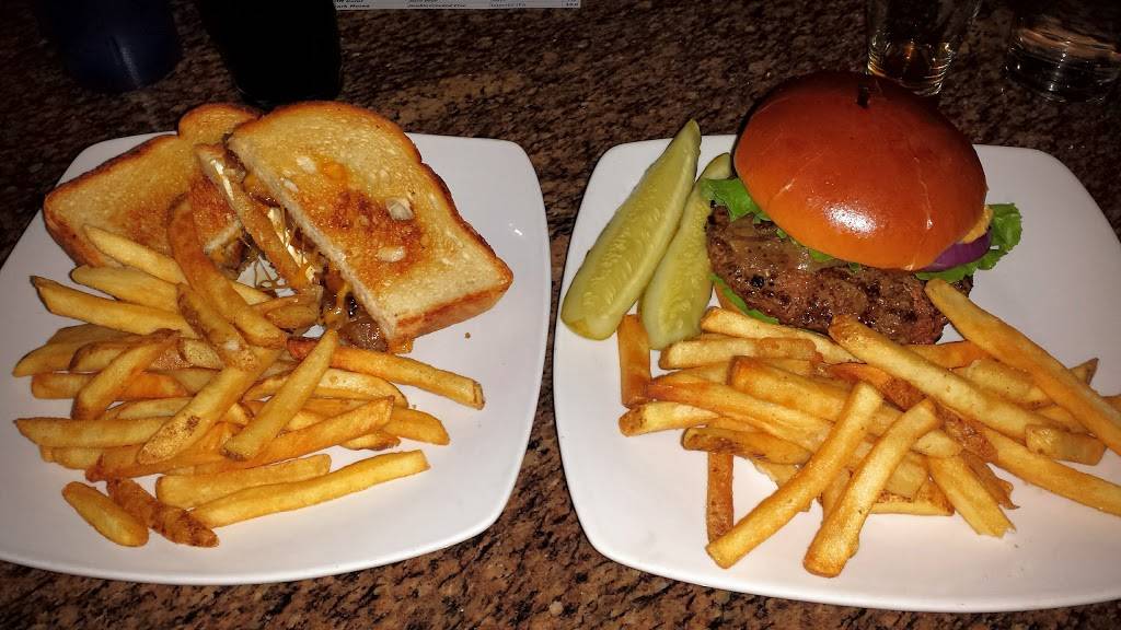 Jimmys Grill | restaurant | 245 S Washington St, Naperville, IL 60540, USA | 6305482500 OR +1 630-548-2500