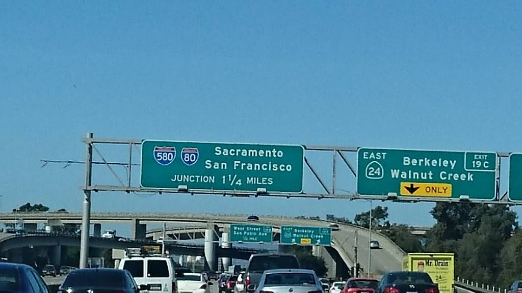 7-Eleven | bakery | 40475 CA-41, Oakhurst, CA 93644, USA | 5596412249 OR +1 559-641-2249