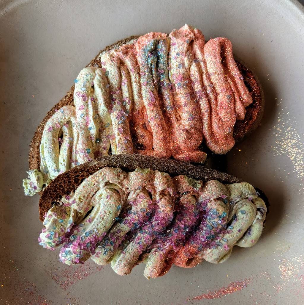 Revive and Co. Kichen and Juice Bar | restaurant | 208 Main St, Weymouth, MA 02188, USA | 7818036655 OR +1 781-803-6655