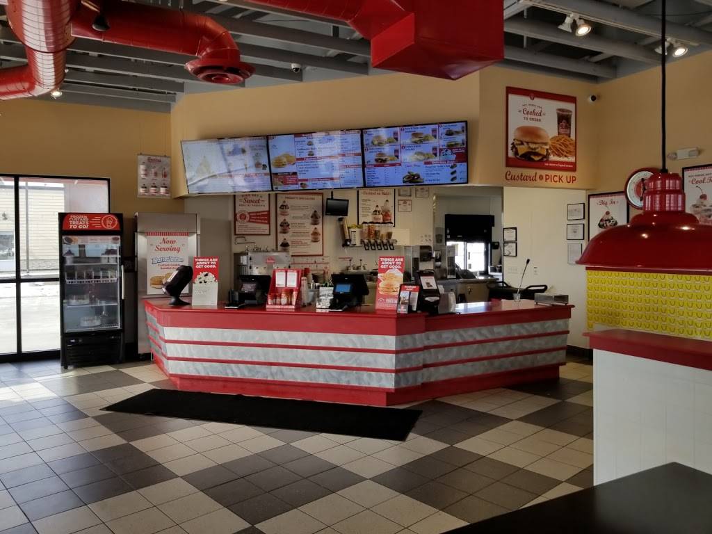 Freddys Frozen Custard & Steakburgers | restaurant | 3777 Plainfield Ave NE, Grand Rapids, MI 49525, USA | 6163332518 OR +1 616-333-2518