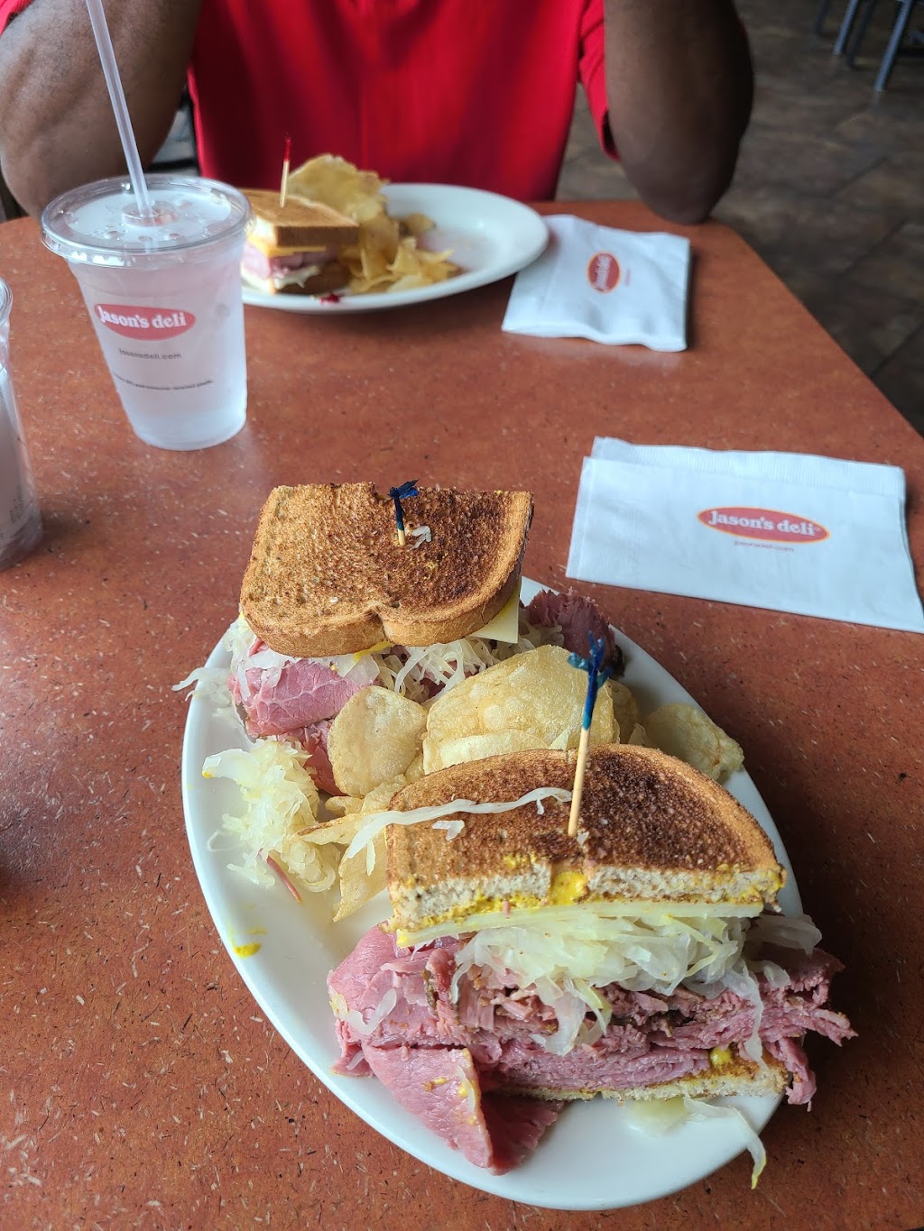 Jasons Deli | restaurant | 2335 Apalachee Pkwy, Tallahassee, FL 32301, USA | 8504020135 OR +1 850-402-0135