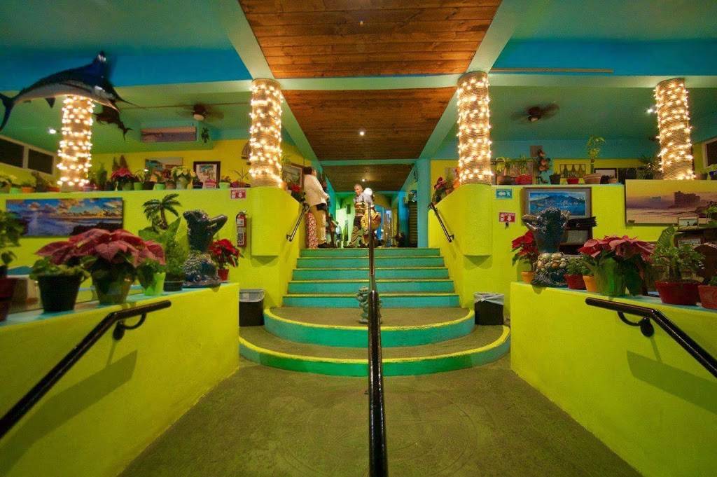 Splash Restaurant and Bar | restaurant | Ensenada - Rosarito 1015, Venustiano Carranza, Primo Tapia, B.C., Mexico | 6616880947 OR +1 661-688-0947