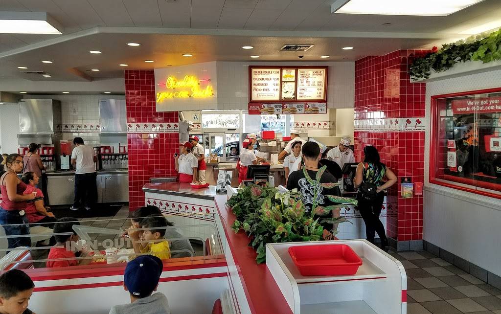 In-N-Out Burger | restaurant | 4601 Firestone Blvd, South Gate, CA 90280, USA | 8007861000 OR +1 800-786-1000