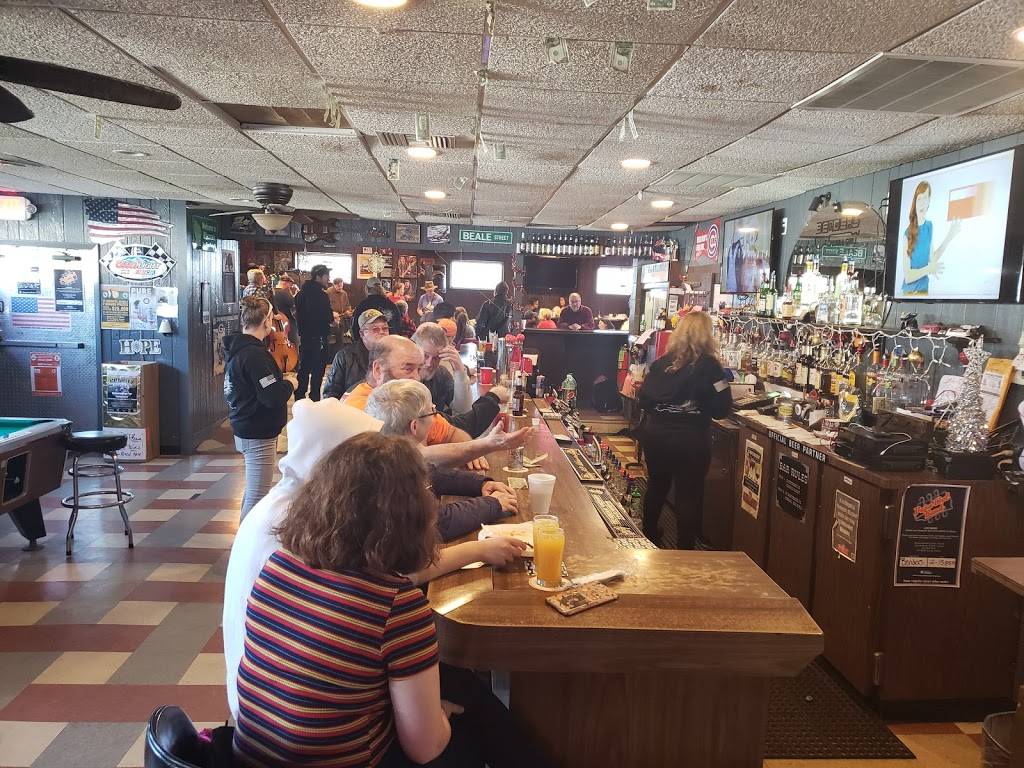 Benders Bar | restaurant | 409 E Northwater St, Silver Lake, WI 53170, USA | 2628855070 OR +1 262-885-5070