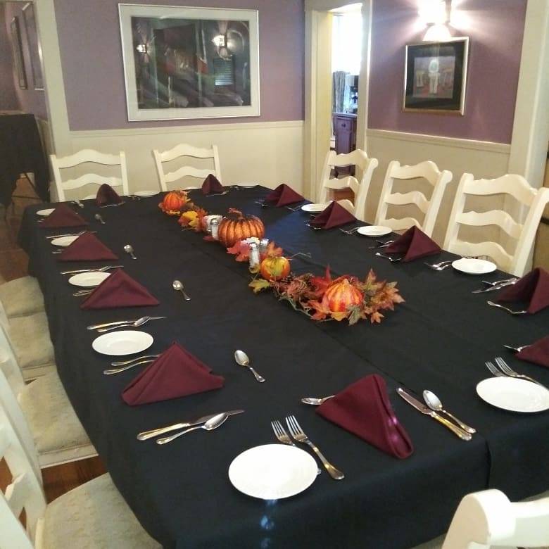 Lunas Fine Dining & Catering | restaurant | 214 N 20th St, St Joseph, MO 64501, USA | 8163909545 OR +1 816-390-9545