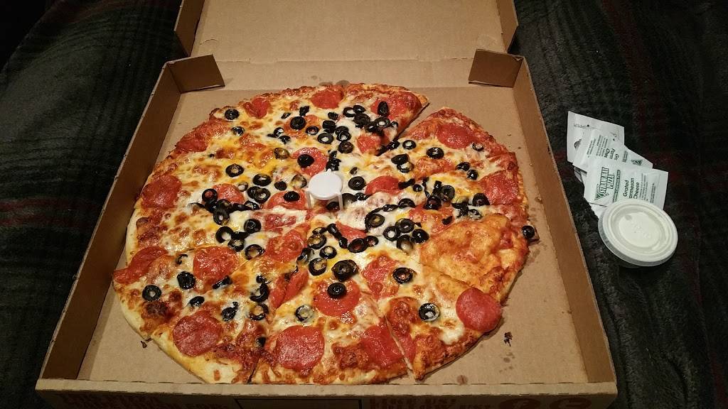 Straw Hat Pizza | restaurant | 1111 W Visalia Rd, Exeter, CA 93221, USA | 5595925111 OR +1 559-592-5111