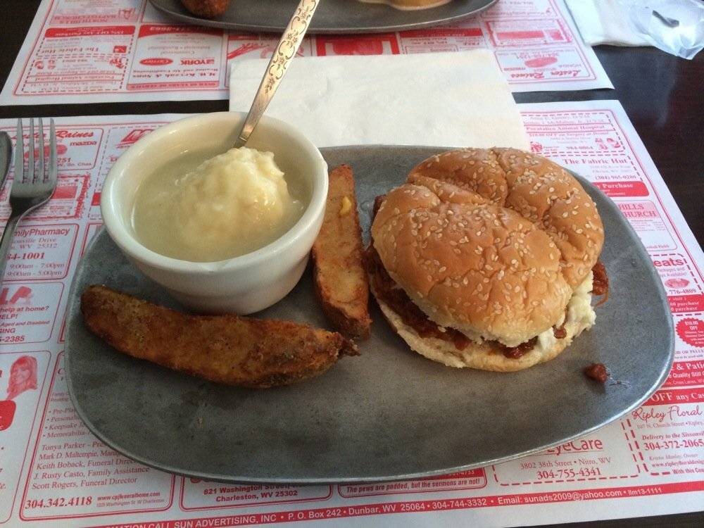 TopSpot Country Cookin & Catering | cafe | 7139 Sissonville Dr, Sissonville, WV 25320, USA | 3049842816 OR +1 304-984-2816