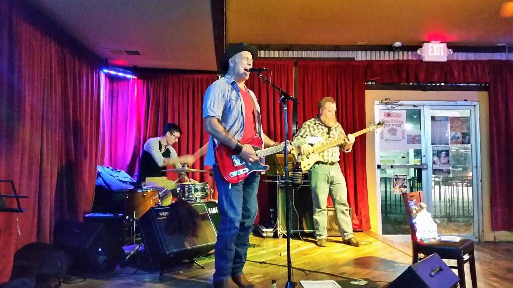 Marshalls Tavern - Pflugerville | restaurant | 113 E Pecan St, Pflugerville, TX 78660, USA | 5122516003 OR +1 512-251-6003