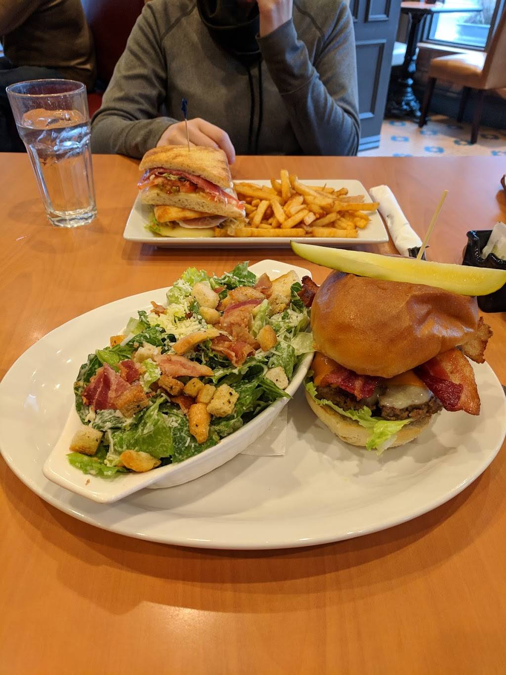 Jesses Deli | restaurant | 681 Dundas St, Woodstock, ON N4S 1E3, Canada | 5194214500 OR +1 519-421-4500