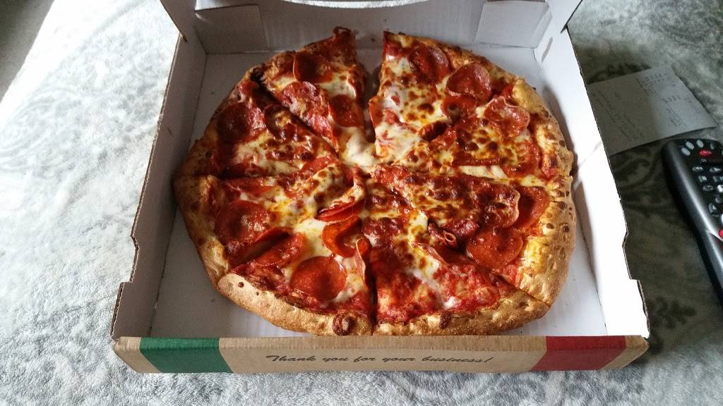 Toarminas Pizza | restaurant | 2011 E Michigan Ave, Lansing, MI 48912, USA | 5173741022 OR +1 517-374-1022