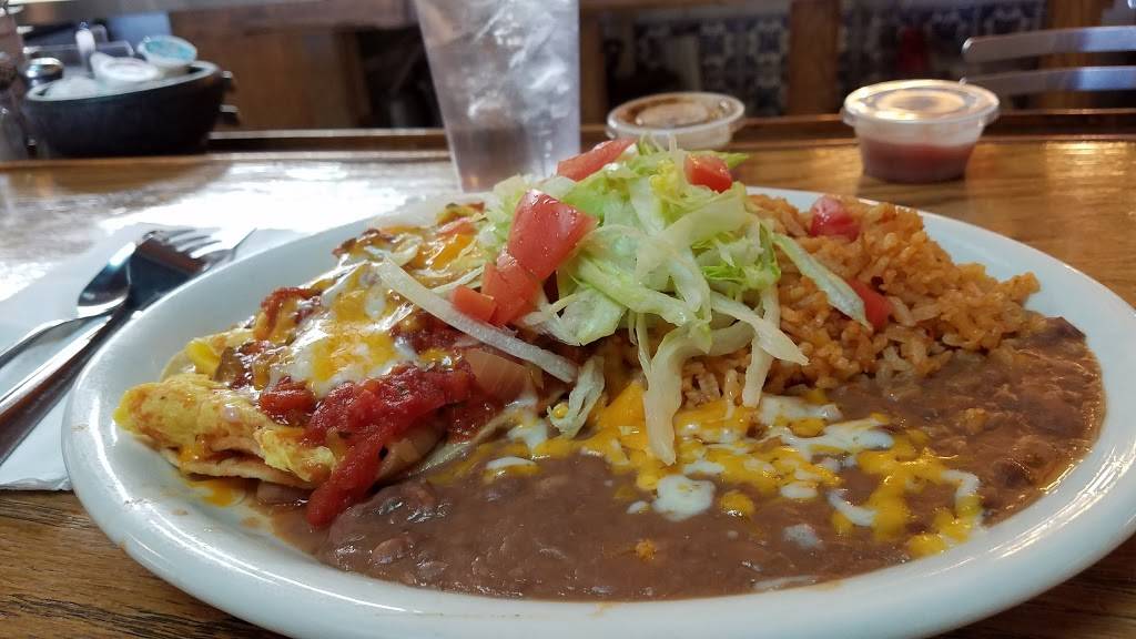 Domingos Cafe | restaurant | 5782 Hollister Ave, Goleta, CA 93117, USA | 8059670655 OR +1 805-967-0655