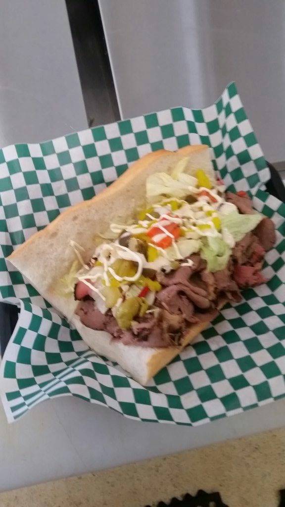 Madison Street Subs | restaurant | 116 Madison St, Walworth, WI 53184, USA | 2623944111 OR +1 262-394-4111