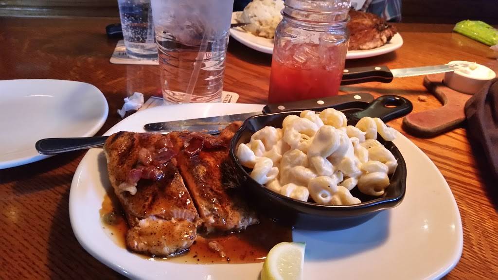 Outback Steakhouse | meal takeaway | 3088 Watson Blvd, Warner Robins, GA 31093, USA | 4789531625 OR +1 478-953-1625