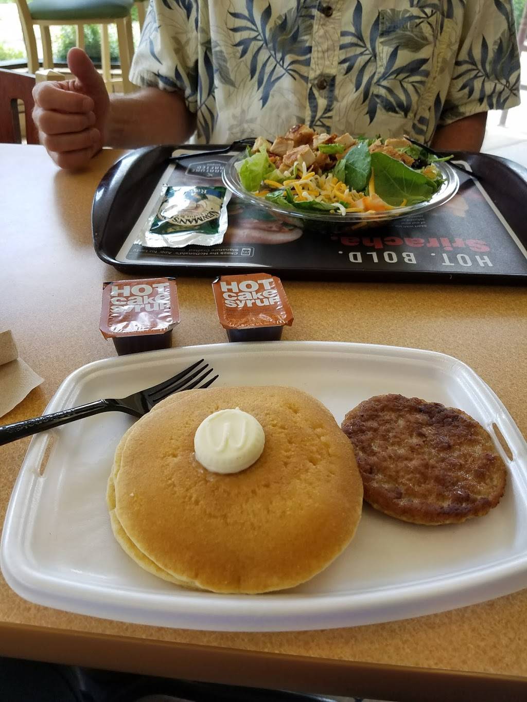 McDonalds | cafe | 211 S 4th St, Oregon, IL 61061, USA | 8157326035 OR +1 815-732-6035