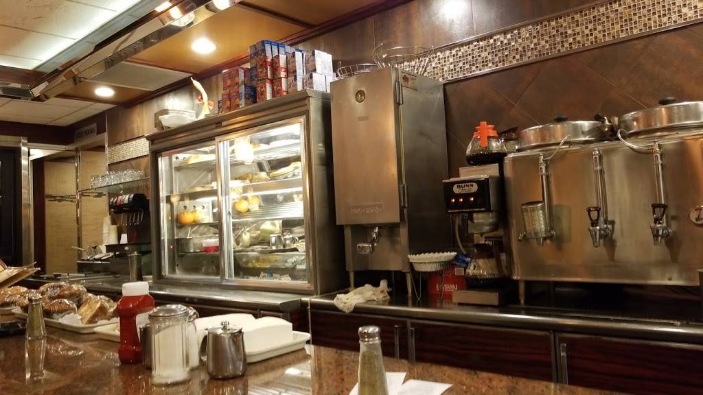 Thornwood Coach Diner | restaurant | 50 Kensico Rd, Thornwood, NY 10594, USA | 9147698844 OR +1 914-769-8844