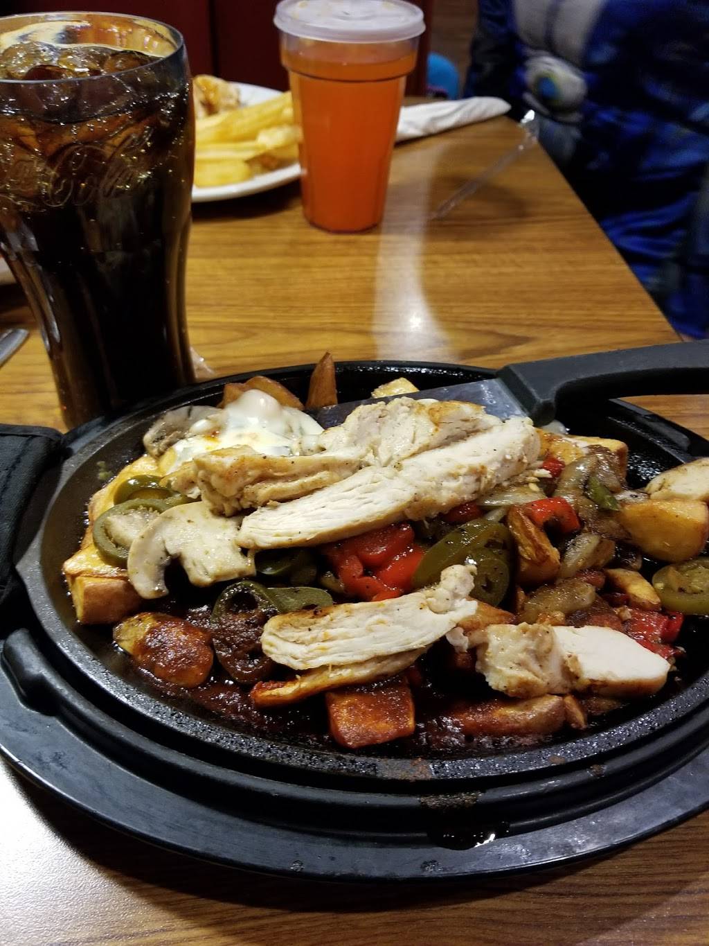 Dennys | restaurant | 939 Wolcott St, Waterbury, CT 06705, USA | 2033460800 OR +1 203-346-0800