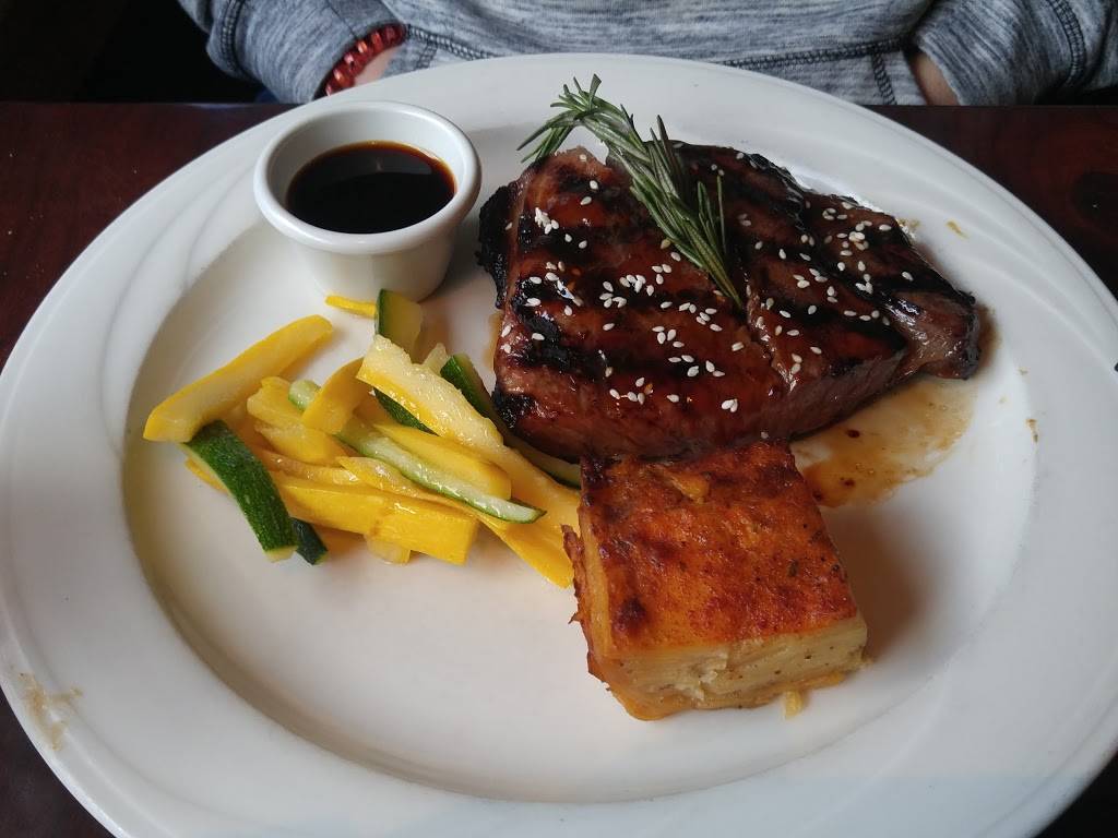 Russells Restaurant | restaurant | 228 Bridge St, Vail, CO 81657, USA | 9704766700 OR +1 970-476-6700